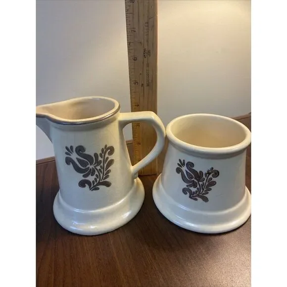 1970's Vintage Pfaltzgraff Village Pattern Sugar & Creamer Set #6-24, #6-22 - Picture 2 of 9